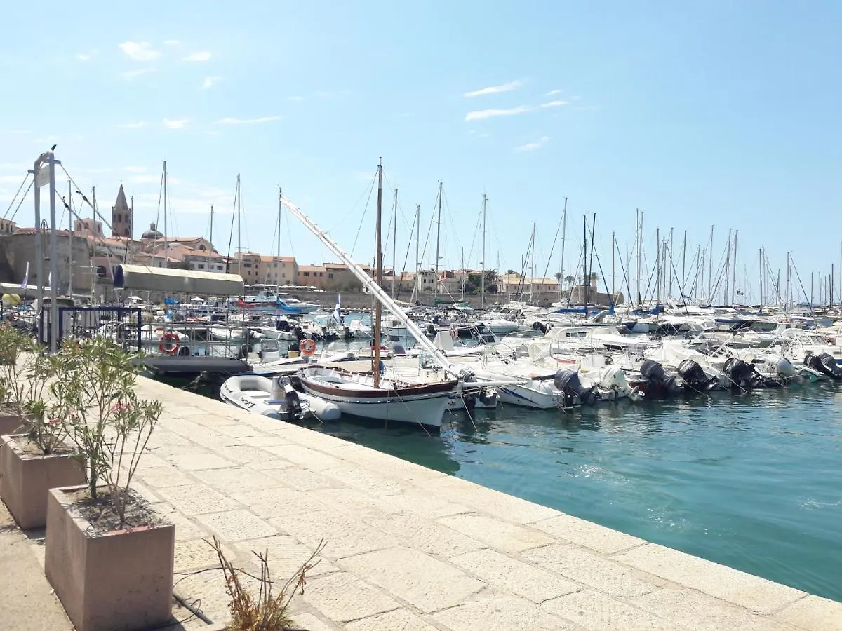 Il Veliero Apartman Alghero 0*,
